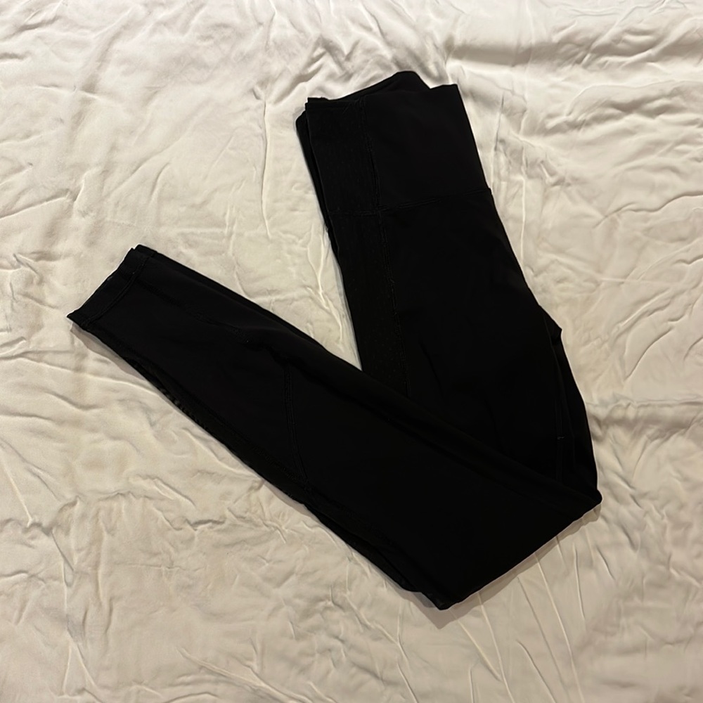 Black lululemon leggings